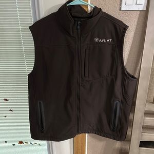 Ariat Men’s XL Zip Up Vest EUC
